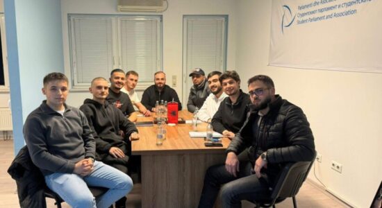 Unifikimi i zërit studentor: Pas studentëve të “Nënë Terezës” edhe UEJL i bashkohet kërkesës për provimin e jurisprudencës në shqip