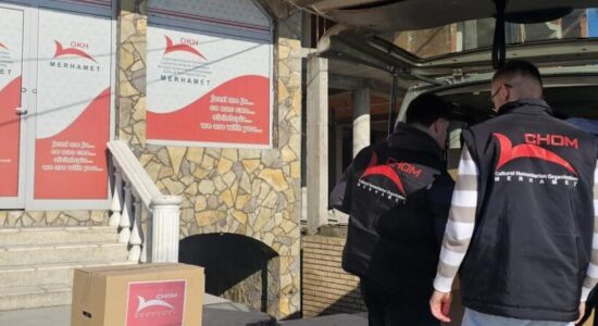 OKH Merhamet shpërndan 650 pako ushqimore për familjet në nevojë në Kumanovë dhe Likovë