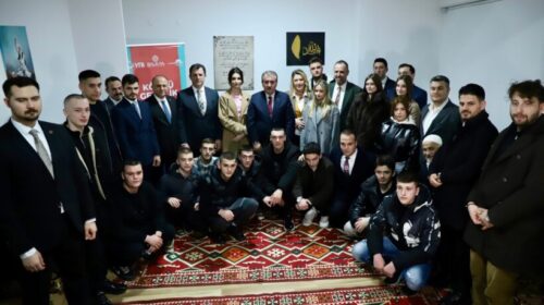 Kryetari i Partisë së Unitetit të Madh (BBP) nga Turqia, Mustafa Destixhi u takua me përfaqësuesit e shoqatës kulturore “Köprü”