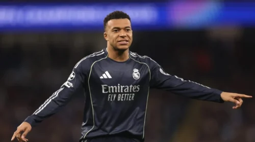 Skandal nga Real Madridi: Klubi ekzaminoi gjurin e gabuar të Mbappes – ylli francez shpëtoi mrekullisht
