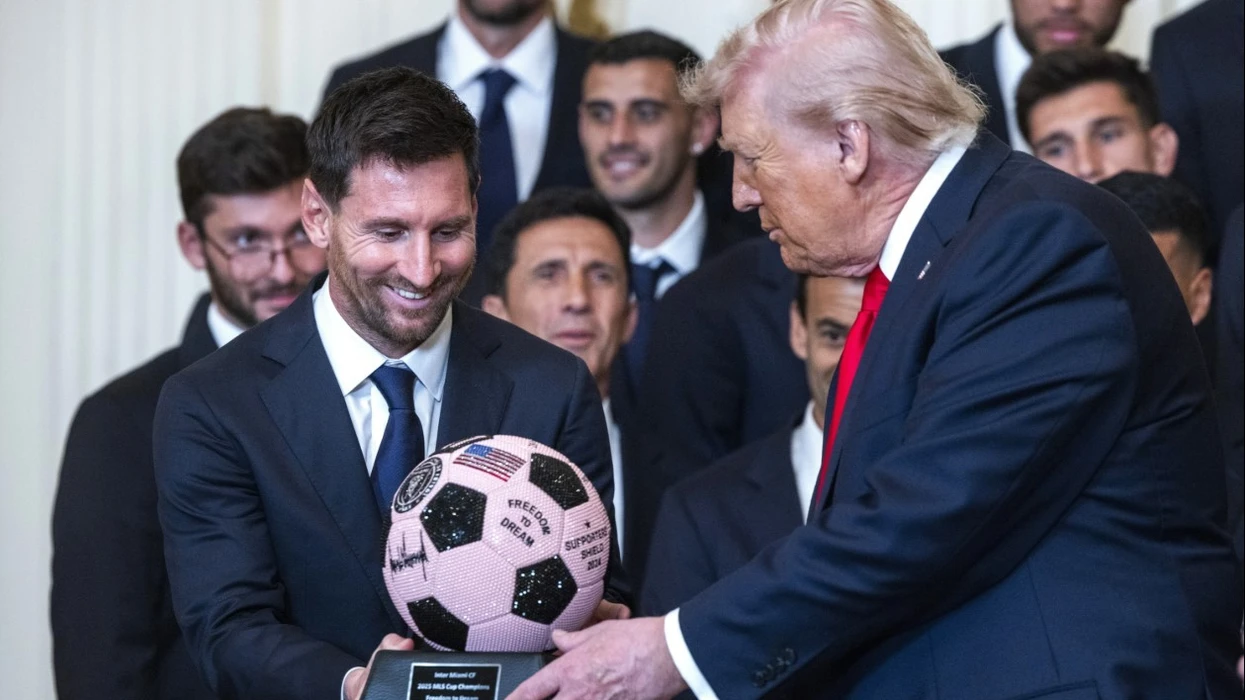 “Pajtohem”, Donald Trump thotë se Messi është më i mirë se Pele