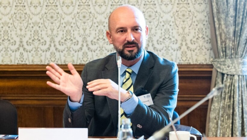 (VIDEO) Kuvendi e zgjodhi Nenad Savevskin si kryeprokuror të shtetit