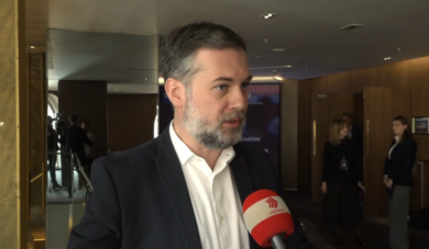 Hajrullah Çeku, ministër i Arsimit në Qeverinë e Kosovës.