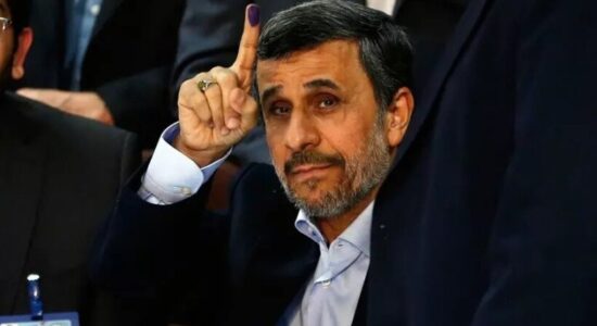 Media: Vritet edhe ish-Presidenti iranian, Ahmadinejad