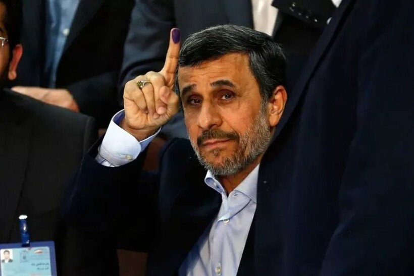 Media: Vritet edhe ish-Presidenti iranian, Ahmadinejad
