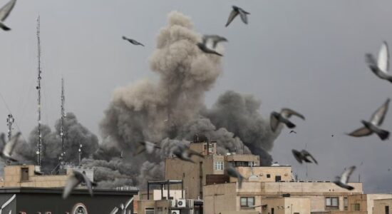 Raketat godasin zonën e aeroportit të Bagdadit, sulm edhe në një objekt të Ambasadës Amerikane