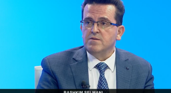 Profesori Selmani: Ligji për arsim të lartë brenda vetes ka “hile”, kjo qeveri po bën goditje se “sa mund të durojnë shqiptare