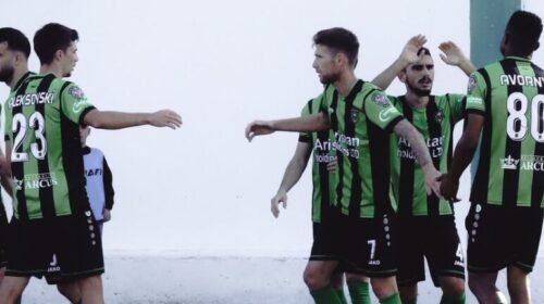 Bashkimi mposht Shkupin, Struga ndalet në barazim