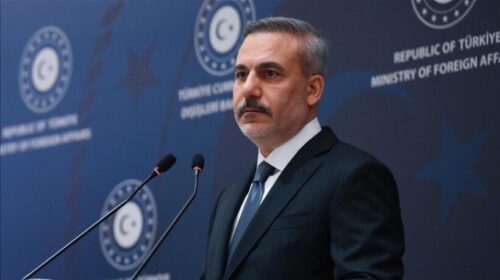 Kryediplomati turk diskuton zhvillimet rajonale me homologun armen