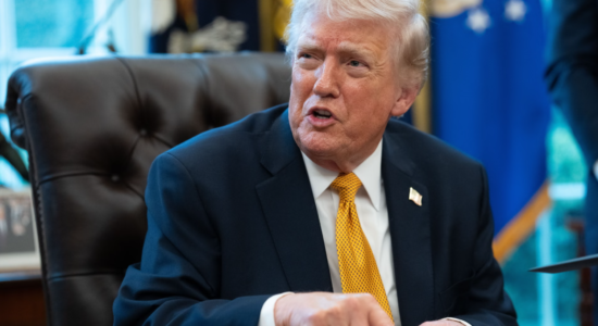 Trump kërcënoi Iranin shkaku i sulmit ndaj Katarit: Do ta rrafshoj me tokë fushën më të madhe të gazit në botë