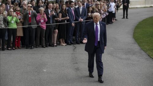 Trump: Po shqyrtojmë me shumë kujdes ngushticat në Lindjen e Mesme