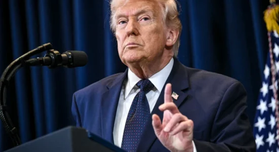 Ultimatumi i Trump për Iranin: Nëse nuk hapet Hormuzi do të shkatërrojmë të gjitha centralet