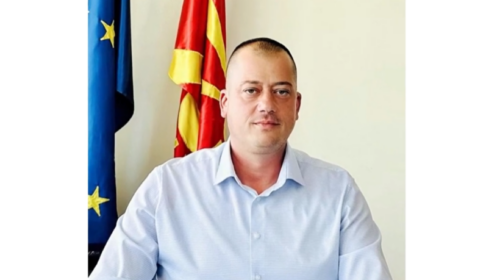 (VIDEO) Drejtori i Inspektoratit Shtetëror të Tregut dyshohet për 50 mijë euro mito