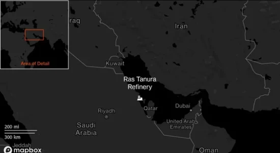 Dronët e Iranit godasin rafinerinë e naftës në Arabinë Saudite