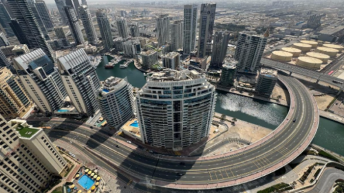 CNN: Dubai shndërrohet në një qytet fantazmë ndërsa sulmet iraniane tronditin qytetin