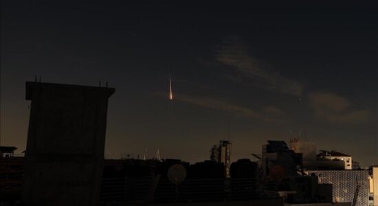 “Sulmet iraniane në territorin e Emirateve të Bashkuara Arabe vranë 3 persona dhe plagosën 78 të tjerë”