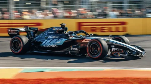 Mercedes shkëlqen në Melburn, Russell siguron “pole position”, Verstappen i 20-ti pas aksidentit