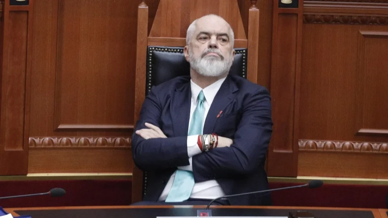 “Balluku nuk akuzohet për korrupsion”, Rama i përgjigjet ambasadave të Britanisë dhe Gjermanisë