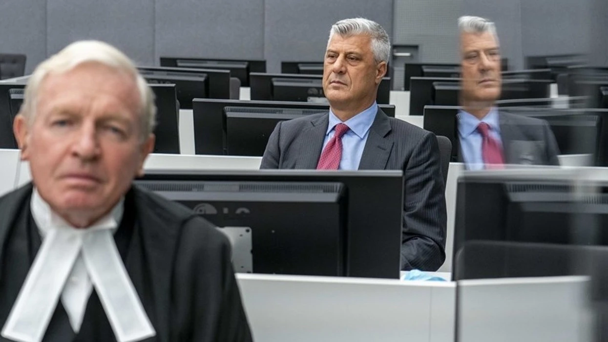 Avokatët vënë në pikëpyetje pavarësinë e dëshmitarëve të ftuar nga ZPS në rastin “Thaçi 2”