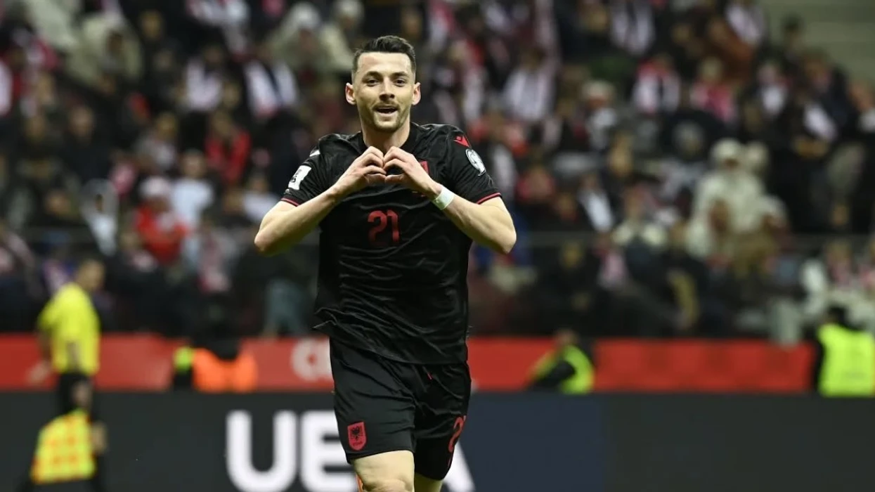 Arbër Hoxha shënon gol të bukur ndaj Polonisë, Shqipëria në epërsi