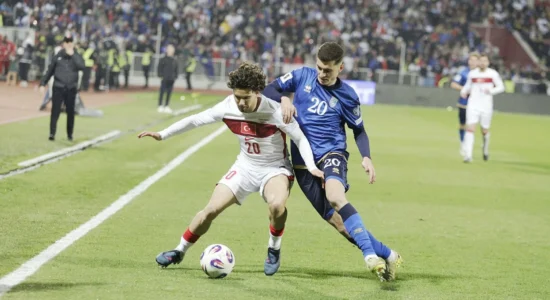 Mbyllet pjesa e parë: Kosova dominon ndaj Turqisë, shtylla ndal gëzimin e ‘Dardanëve’