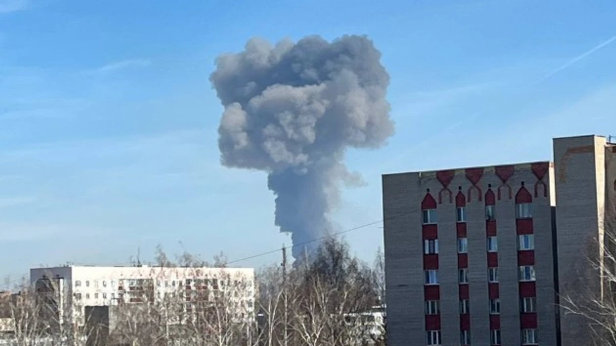 Shpërthim në një nga rafineritë më të mëdha ruse