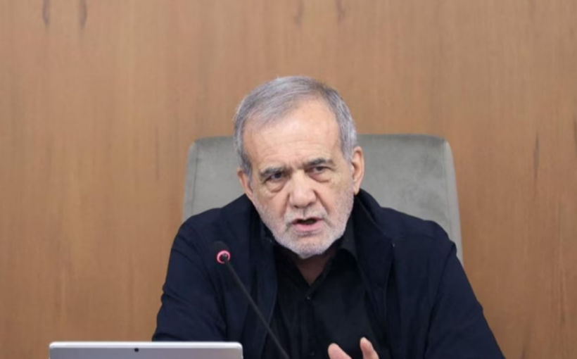 Presidenti iranian: Vrasja e Khameneit është “një luftë e hapur kundër myslimanëve”