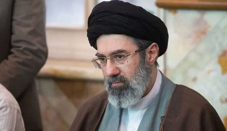 Eliminimi i disa figurave kryesore të regjimit iranian, reagon lideri i ri suprem, Mojtaba Khamenei