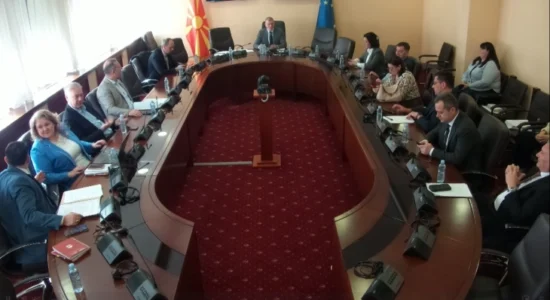 Komisioni për Mbrojtje e mbajti mbledhjen e 35-të, tre propozim-ligjet e rendit të ditës janë dërguar në Kuvend