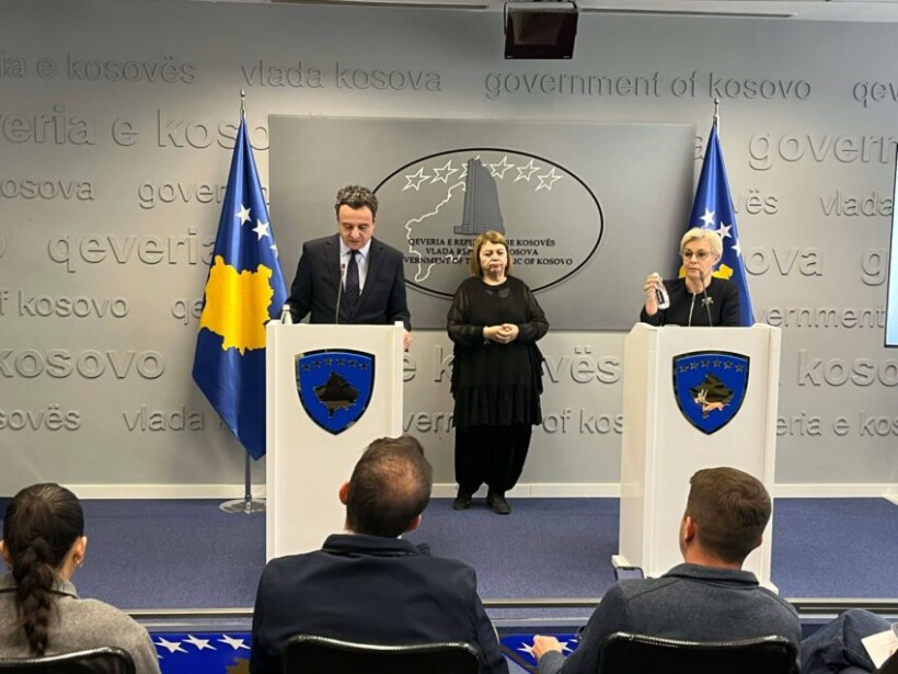 Kurti paralajmëron ftesa për liderët e partive opozitare për zgjedhjen e presidentit