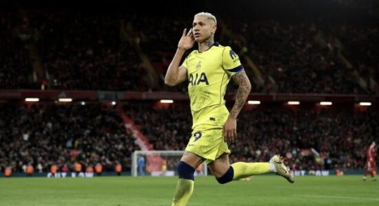 Liverpooli nuk di të fitojë, ndalet edhe ndaj Tottenhamit