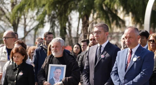 Mickoski: Kujtimi i viktimave nga zjarri tragjik në Koçan do të jetojë përgjithmonë