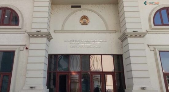 MPJ hapi shtabin e krizës, publikohen numrat kontaktues të ambasadave në Lindjen e Mesme