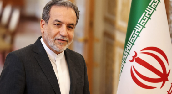 Ministri i Jashtëm iranian i përgjigjet Trump: Ngushtica e Hormuzit, e mbyllur vetëm për armiqtë