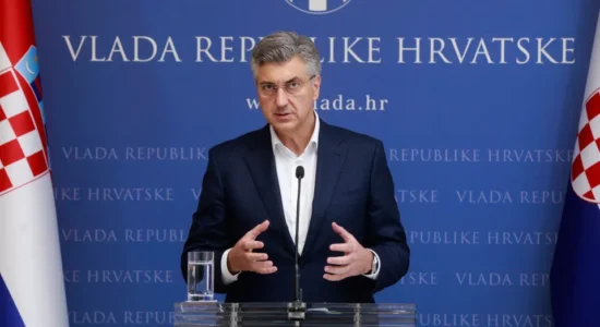 Plenkoviç: Bashkëpunimi Kroaci-Shqipëri-Kosovë nuk kërcënon Serbinë