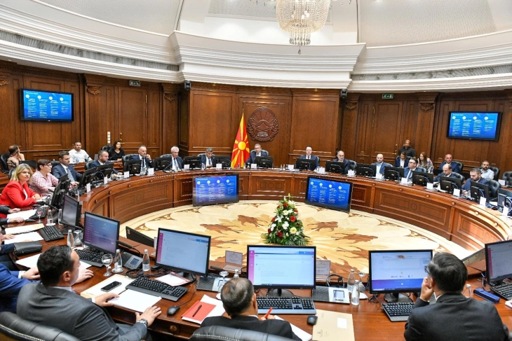 Qeveria nesër në orën 12 me masa të jashtëzakonshme për derivatet