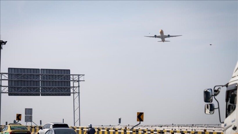 Emirates e Bashkuara Arabe pezullojnë operimet në Aeroportin Ndërkombëtar të Dubait