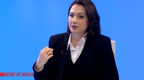 Ajdari: Dokumentet sot na vijnë vetëm në gjuhën maqedonase, në kohën e Talat Xhaferit gjitha dokumentacionet kanë qenë në dy gjuhë