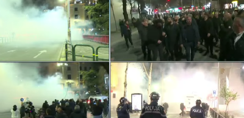 Hidhet gaz i madh lotësjellës pranë Kuvendit, Berisha vë maskën. Përplasje e dhunshme me policinë