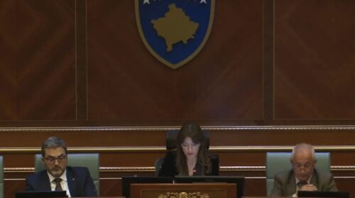 Nis seanca për presidentin – VV ka vetëm 64 deputetë në sallë