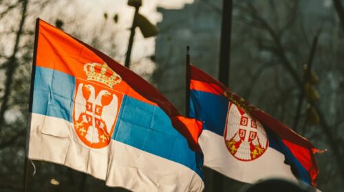 Serbia qytetarëve të saj: Në Kroaci udhëtoni vetëm për nevoja ekstreme, në Shqipëri me kujdes të shtuar