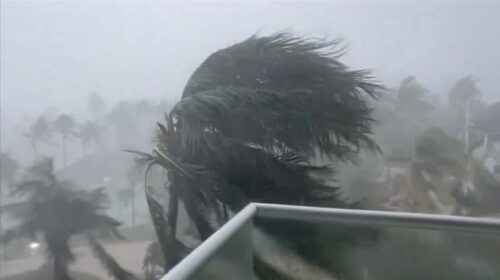 Stuhitë në Hawaii shkaktojnë dëme prej 1 miliard dollarësh pas përmbytjeve të mëdha