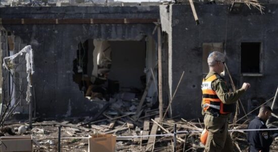 Sulmi iranian me raketa shënjestron veriun e Izraelit, 33 persona të plagosur