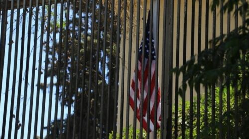 SHBA pezullon operacionet në ambasadën e saj në Kuvajt