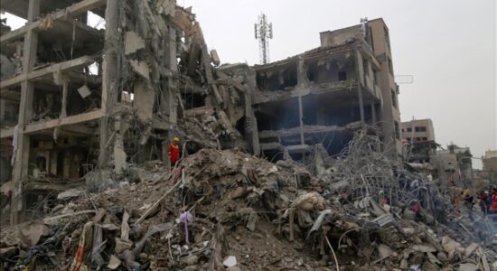 Shkatërrim masiv në Sheshin Resalat të Teheranit pas sulmeve SHBA-Izrael që vranë të paktën 40 persona