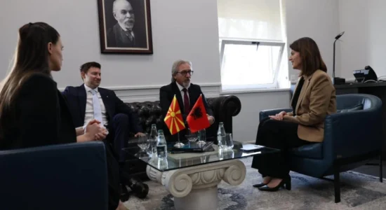 Limani takon Koçiun dhe ambasadorin Meidani, diskutohet për bashkëpunimin rajonal