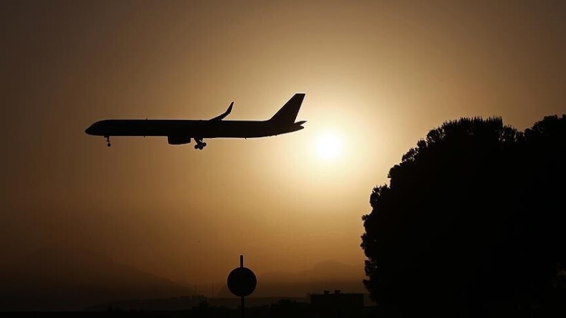 Suedia paralajmëron për mungesë të mundshme të karburantit të aviacionit