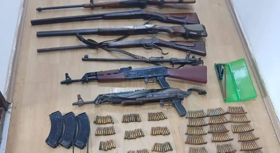 Policia e Kosovës sekuestroi armë e municione në Zubin Potok