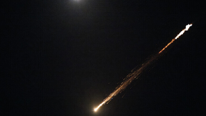 Emiratet e Bashkuara Arabe interceptojnë 14 raketa dhe 19 dronë nga Irani