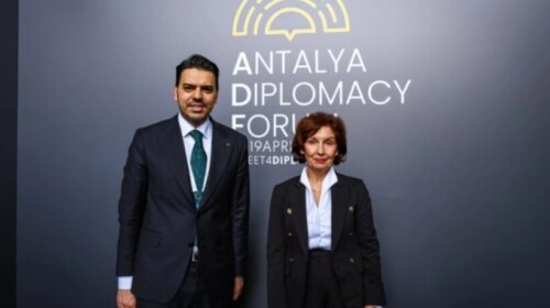 Takim i presidentes Siljanovska-Davkova në Antali me kryetarin e TIKA-s, Eren